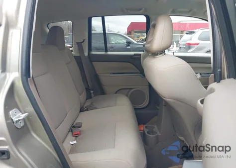 2007 Jeep Compass Sport z USA, uszkodzony, nr VIN 1J8FT47W07D180756